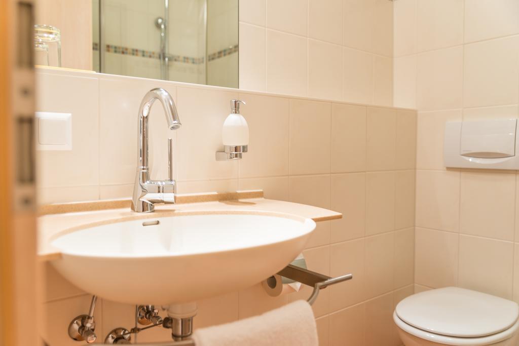 Kirchheim bei Muenchen Hotel Beim Schrey חדר תמונה